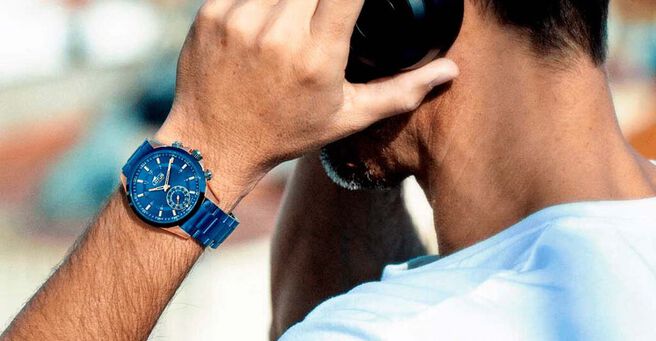 Smartwatch blog - Comment régler soi-même un bracelet en acier pour montre  connectée 
